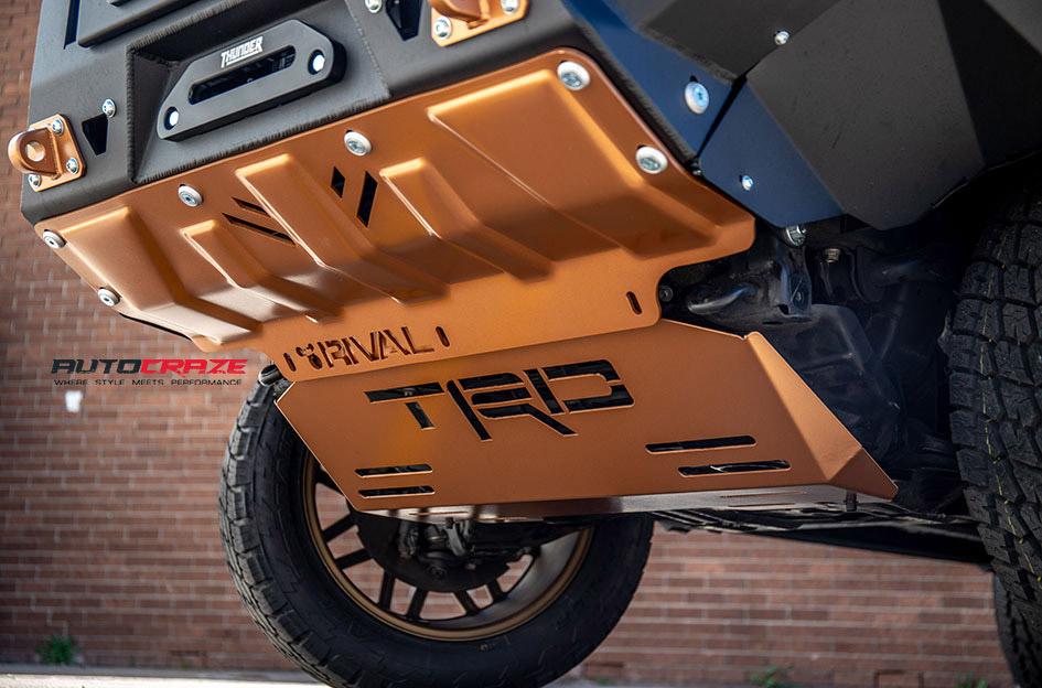 TOYOTA HILUX 4WD GRENADE OR MATTE BRONZE WITH MATTE BLACK LIP